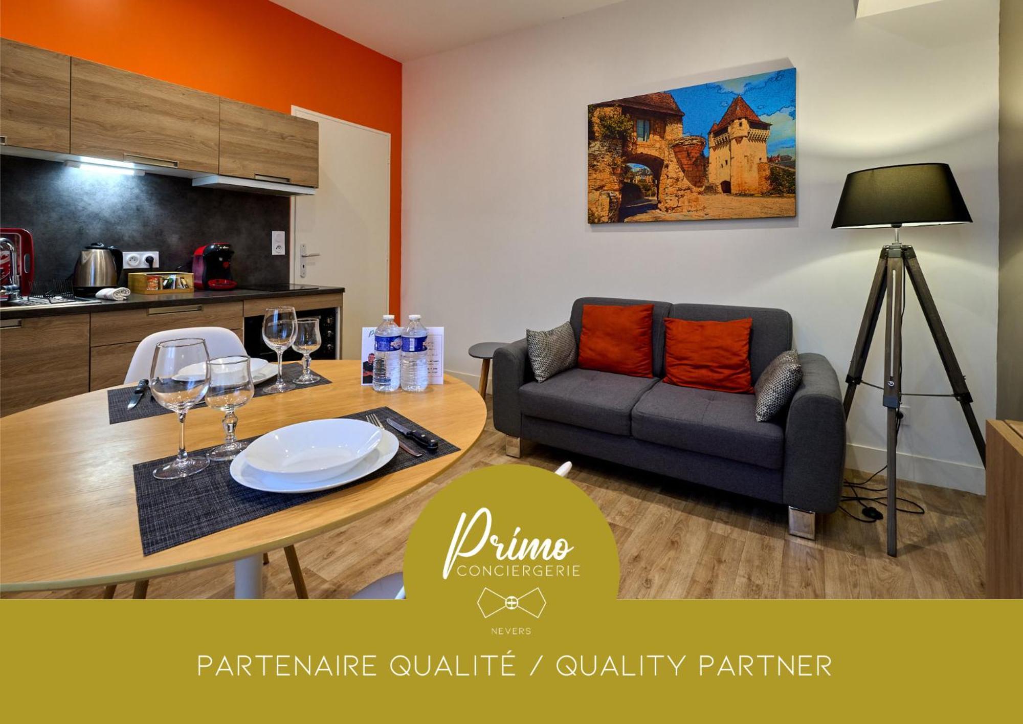 Le Faidherbe Style Appart' Hotel - Wifi Gratuit - Parking Gratuit Calme Et Lumineux Nevers Exterior photo